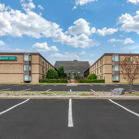 Quality Inn & Conference Centre Midland Exterior photo