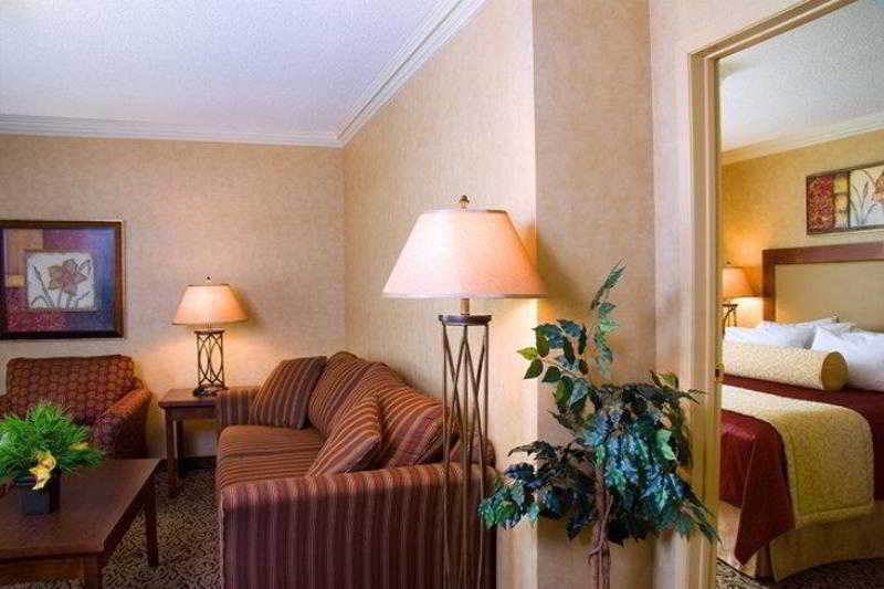 Quality & Conference Centre 3*
